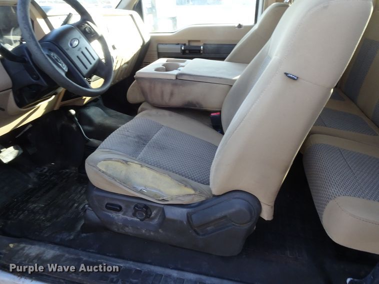 image for item GC9085 2011 Ford F250 Super Duty SuperCab pickup truck