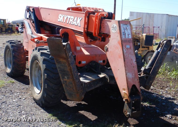 image for item GC9711 Sky Trak 10042 telehandler