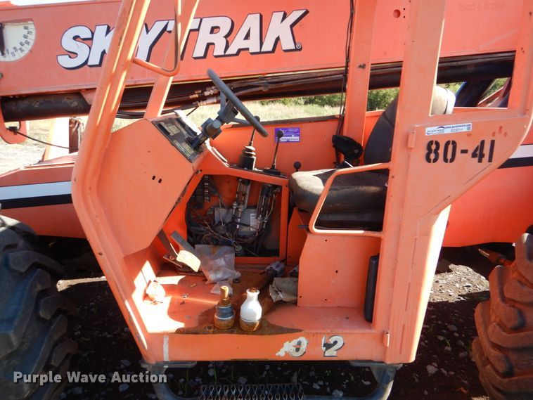 image for item GC9711 Sky Trak 10042 telehandler
