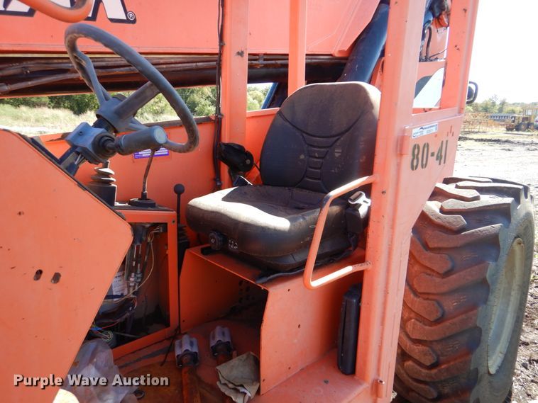 image for item GC9711 Sky Trak 10042 telehandler