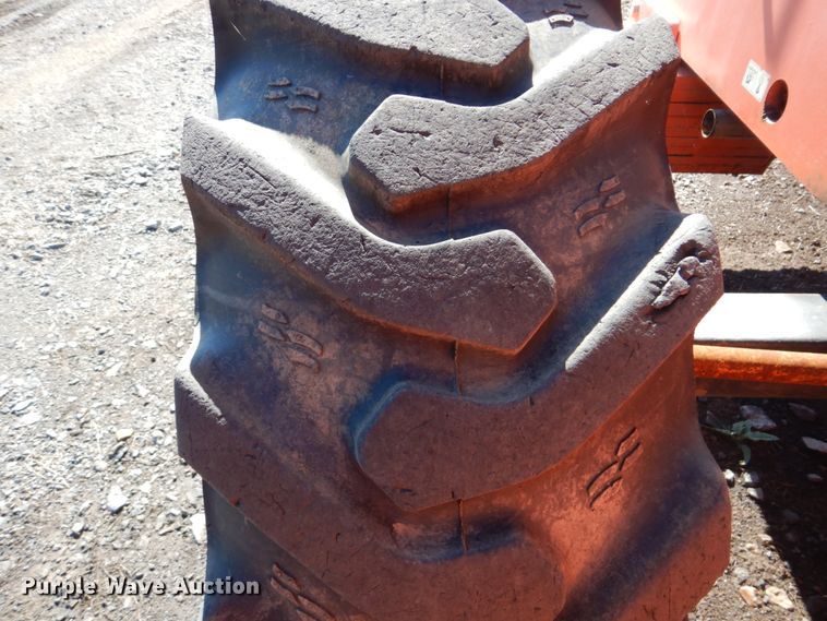 image for item GC9711 Sky Trak 10042 telehandler