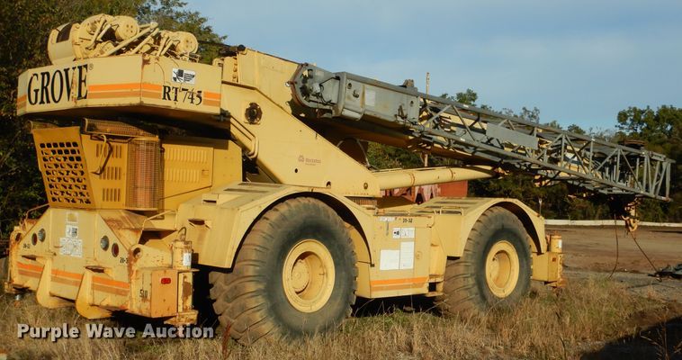 image for item GC9724 1995 Grove RT745 crane