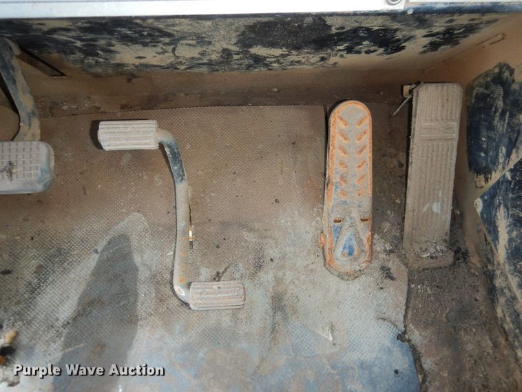 image for item GC9724 1995 Grove RT745 crane