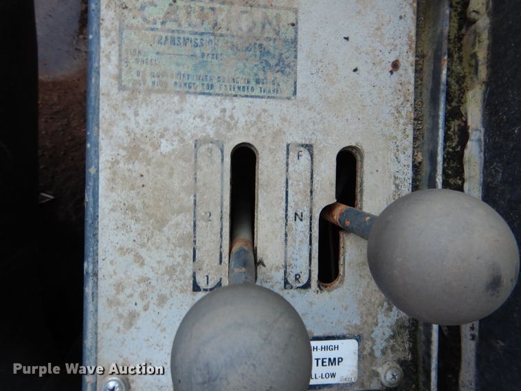 image for item GC9724 1995 Grove RT745 crane