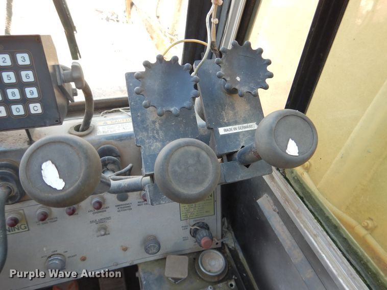 image for item GC9724 1995 Grove RT745 crane