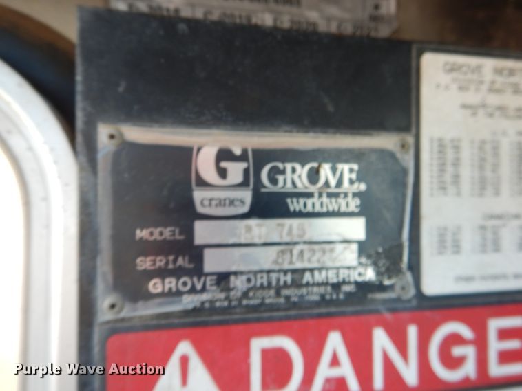 image for item GC9724 1995 Grove RT745 crane