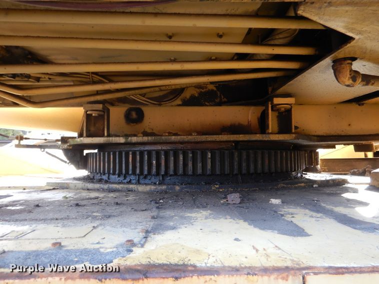 image for item GC9724 1995 Grove RT745 crane