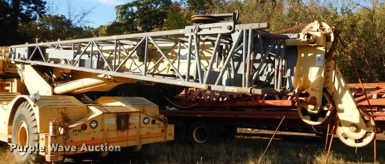 image for item GC9724 1995 Grove RT745 crane