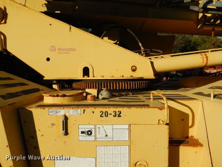 image for item GC9724 1995 Grove RT745 crane