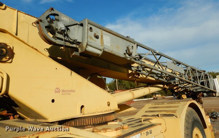 image for item GC9724 1995 Grove RT745 crane