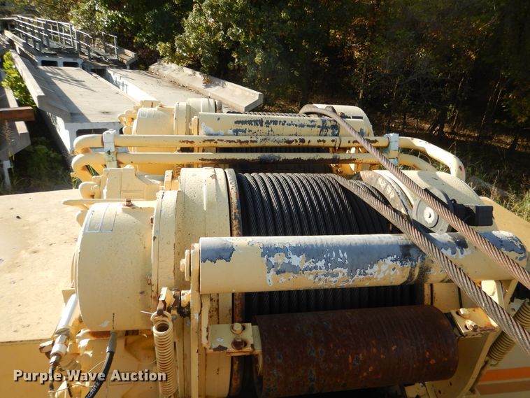 image for item GC9724 1995 Grove RT745 crane