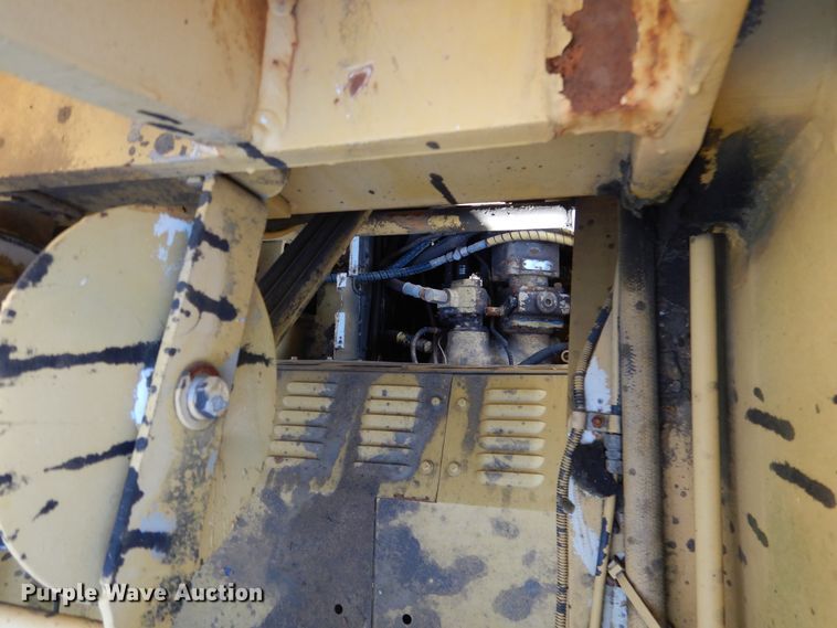 image for item GC9724 1995 Grove RT745 crane