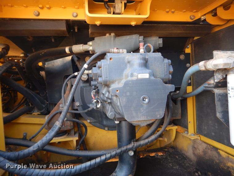 image for item GC9725 2006 Komatsu PC300LC-7E0 excavator