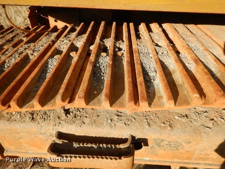 image for item GC9725 2006 Komatsu PC300LC-7E0 excavator