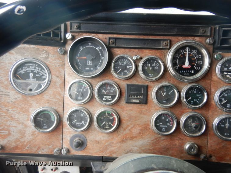 image for item GI9467 1990 Peterbilt 379 dump truck