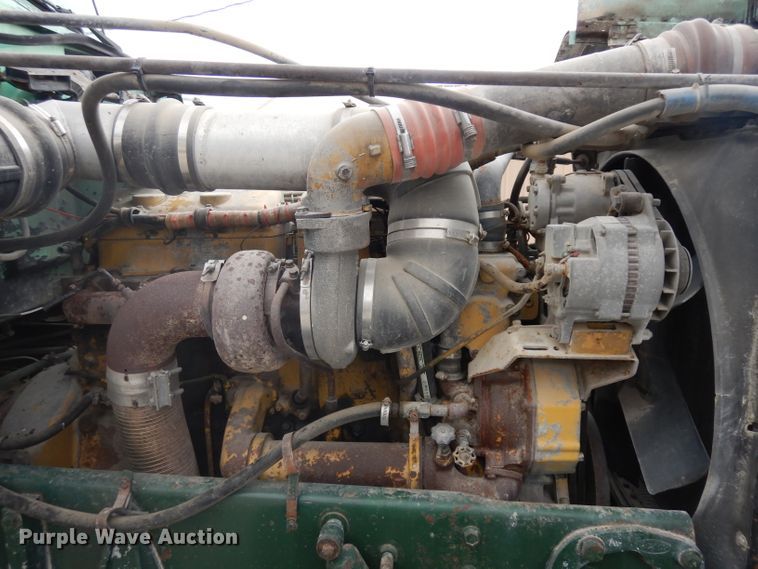 image for item GI9467 1990 Peterbilt 379 dump truck