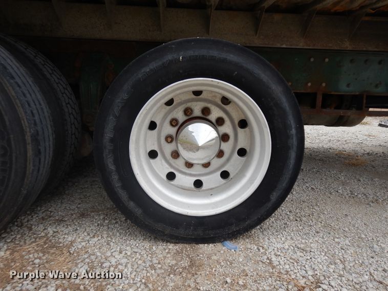 image for item GI9467 1990 Peterbilt 379 dump truck