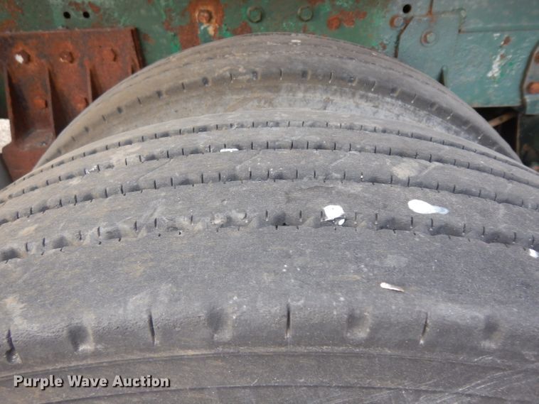 image for item GI9467 1990 Peterbilt 379 dump truck