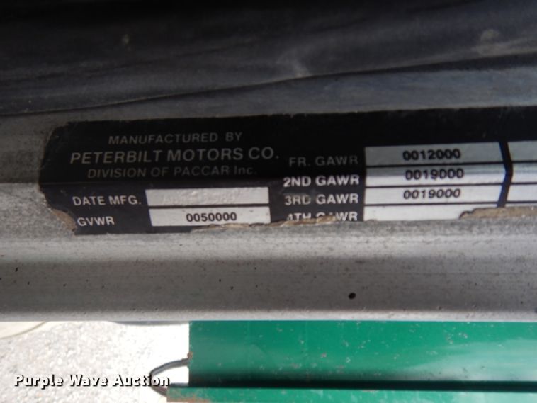 image for item GI9467 1990 Peterbilt 379 dump truck