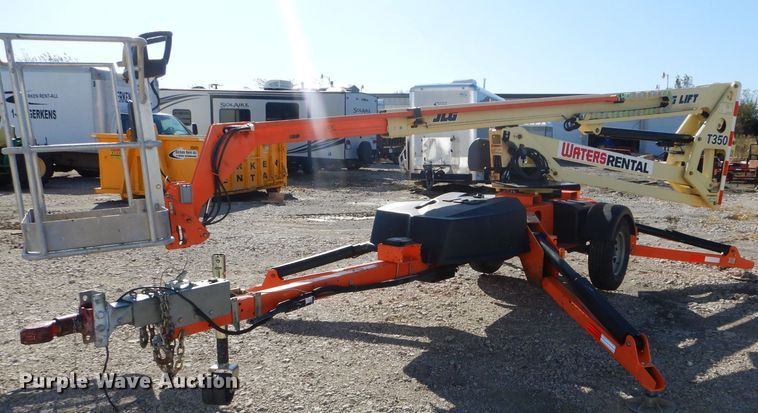 image for item GJ9903 2015 JLG T350 boom lift
