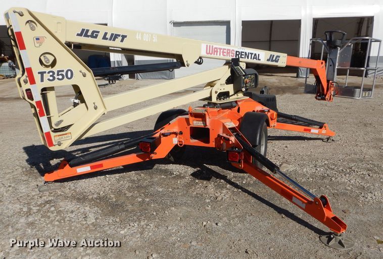 image for item GJ9903 2015 JLG T350 boom lift