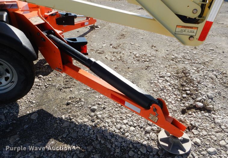 image for item GJ9903 2015 JLG T350 boom lift