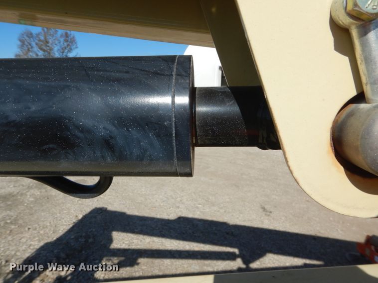 image for item GJ9903 2015 JLG T350 boom lift