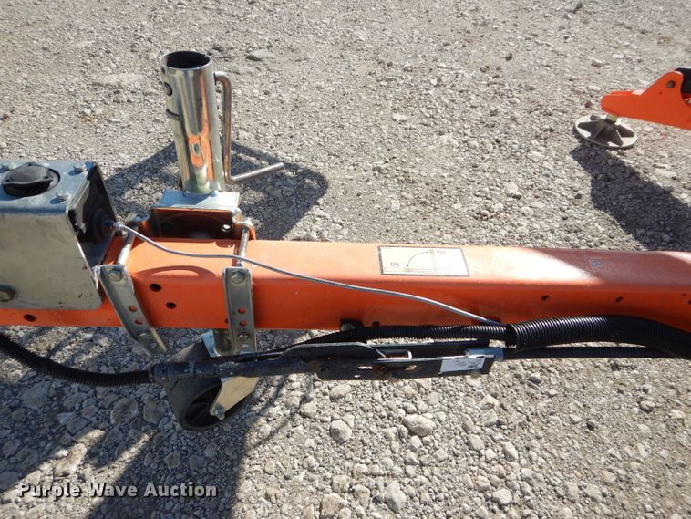 image for item GJ9903 2015 JLG T350 boom lift