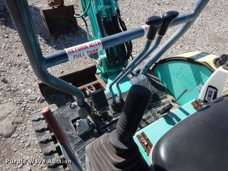 image for item GJ9905 IHI 15VX mini excavator