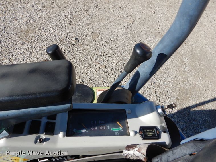 image for item GJ9905 IHI 15VX mini excavator