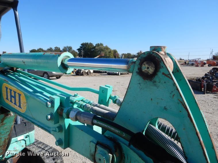 image for item GJ9907 IHI 15VX mini excavator