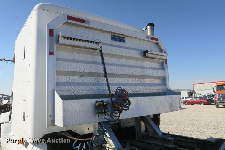 image for item DB10134 1997 Freightliner Century Class semi truck