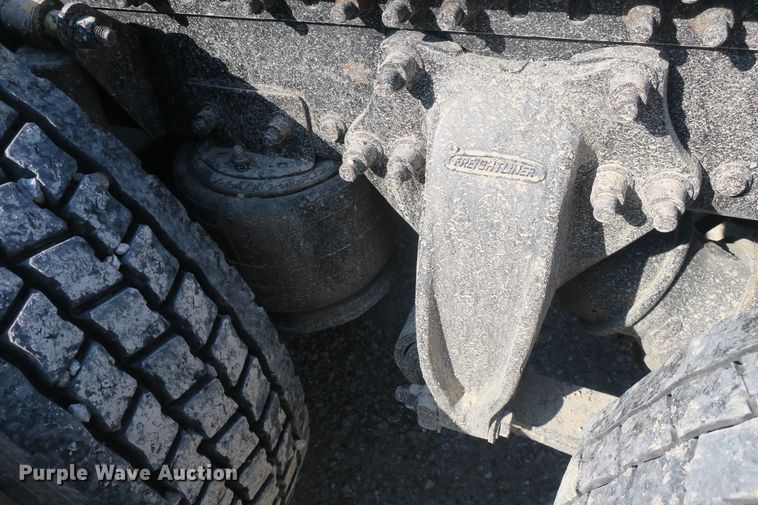 image for item DB10134 1997 Freightliner Century Class semi truck