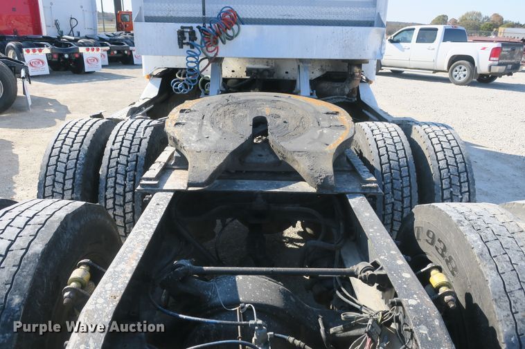 image for item DB10134 1997 Freightliner Century Class semi truck