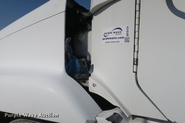 image for item DB10134 1997 Freightliner Century Class semi truck