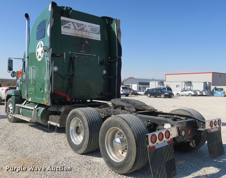 image for item DB10135 1997 Freightliner FLD semi truck