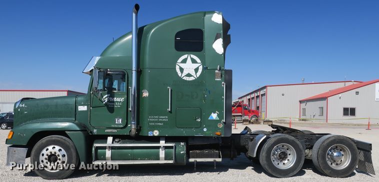 image for item DB10135 1997 Freightliner FLD semi truck