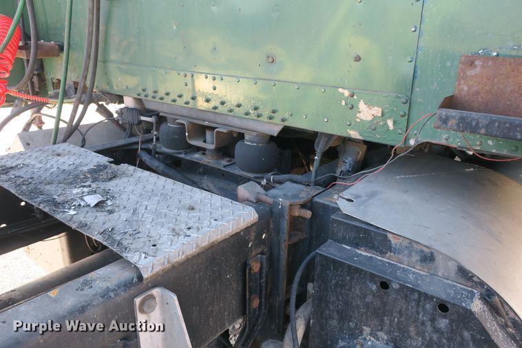 image for item DB10135 1997 Freightliner FLD semi truck