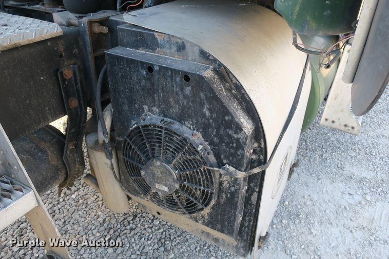 image for item DB10135 1997 Freightliner FLD semi truck