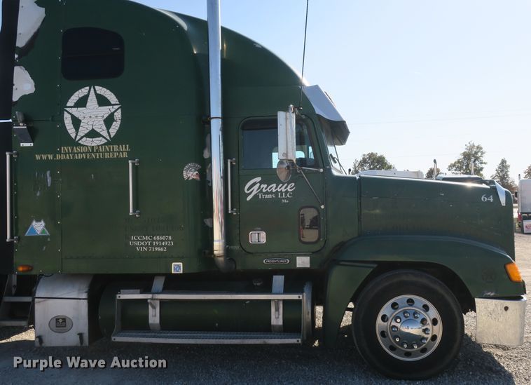 image for item DB10135 1997 Freightliner FLD semi truck