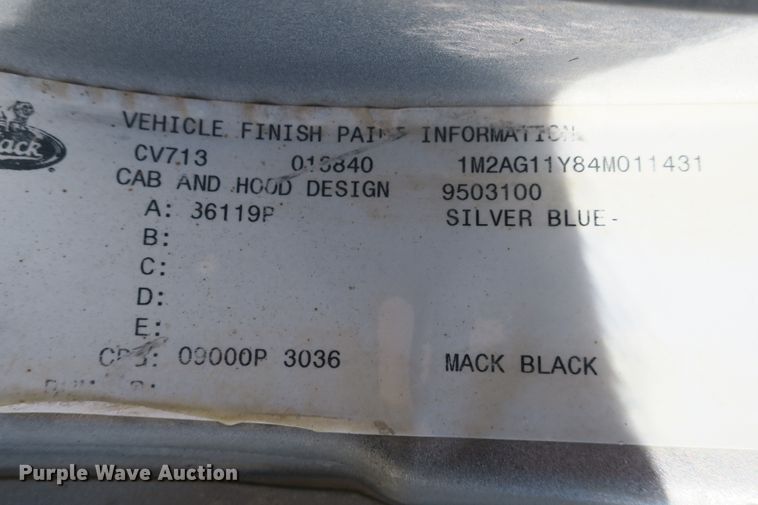 image for item DB10136 2004 Mack CV semi truck