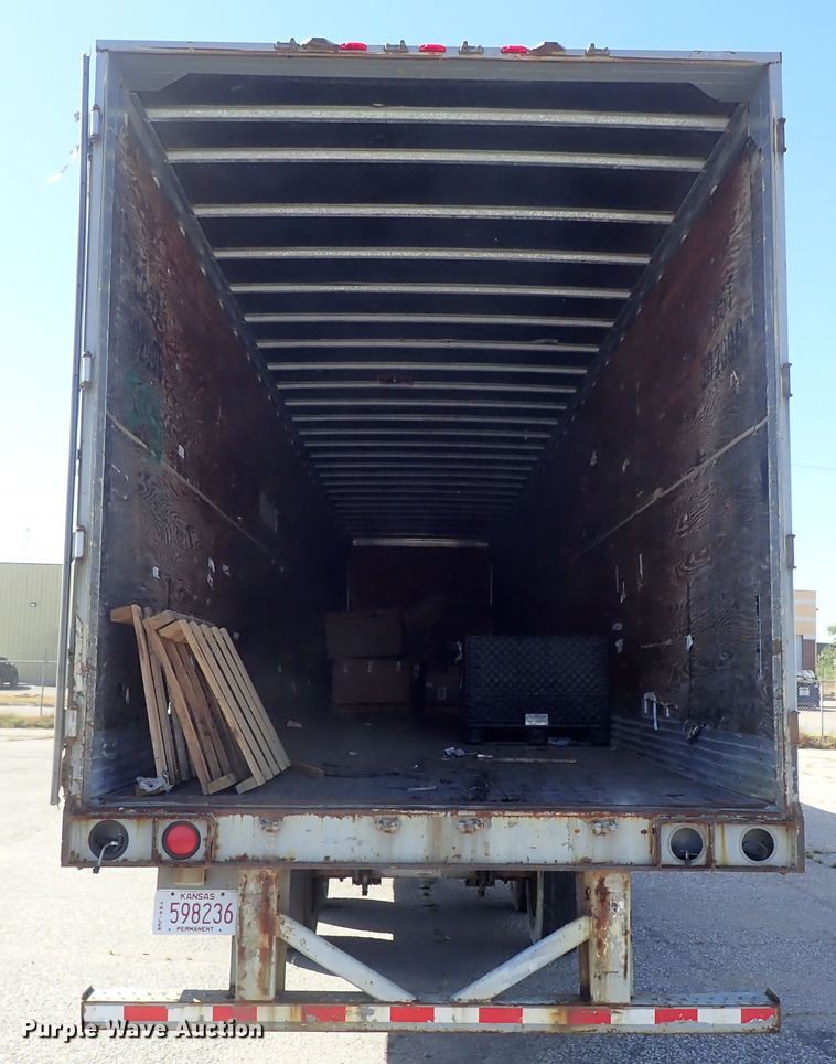 image for item DB7613 2002 Great Dane dry van trailer