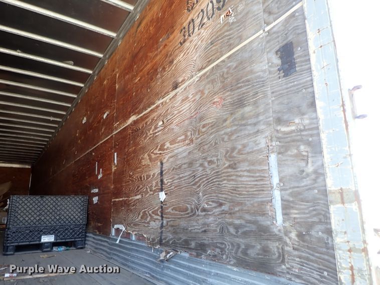 image for item DB7613 2002 Great Dane dry van trailer