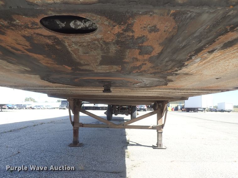 image for item DB7613 2002 Great Dane dry van trailer