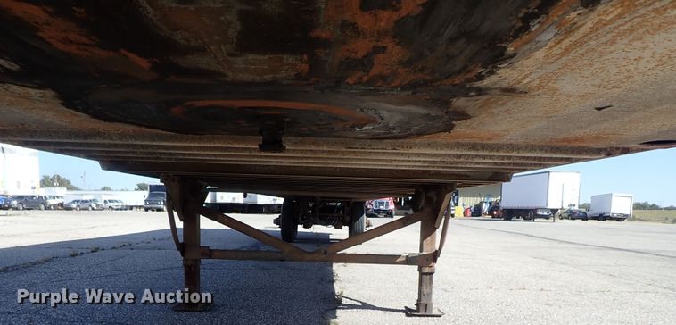 image for item DB7613 2002 Great Dane dry van trailer