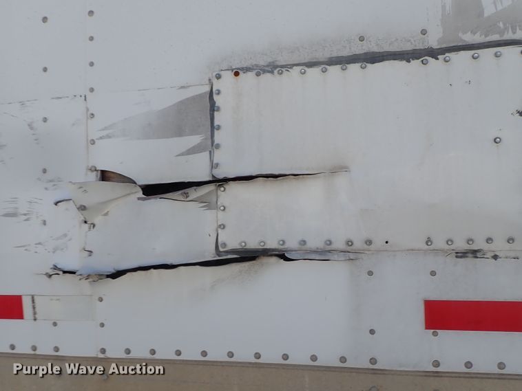 image for item DB7613 2002 Great Dane dry van trailer