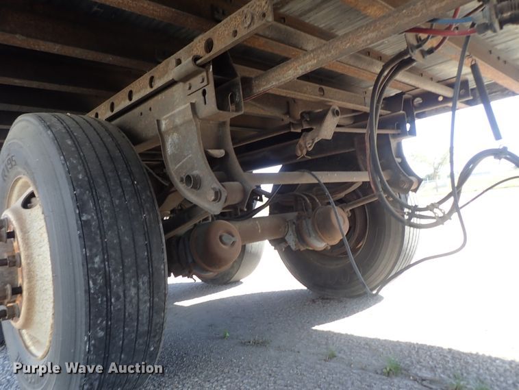 image for item DB7613 2002 Great Dane dry van trailer