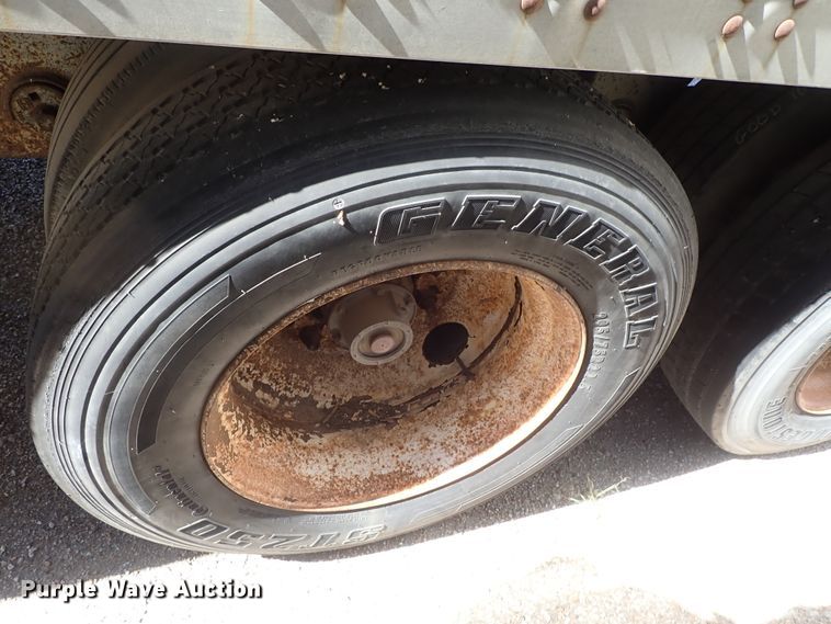 image for item DB7615 1996 Trailmobile dry van trailer