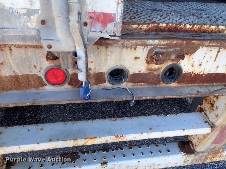 image for item DB7620 1997 Trailmobile dry van trailer