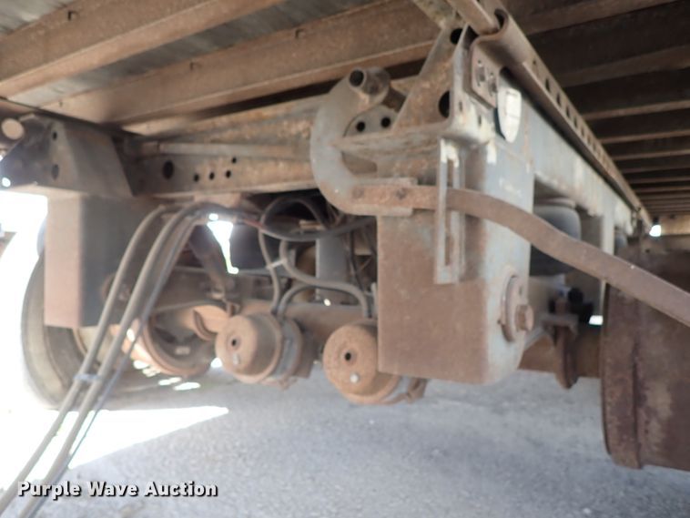 image for item DB7652 1999 Trailmobile dry van trailer